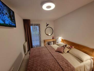 Apartments with parking space Rovinj - 7185