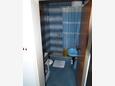 Kupaonica Sutivan, Kupaonica u smještaju tipa studio-apartment.