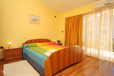 Appartamenti con parcheggio Rovigno - Rovinj - 7195