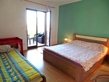 Ferienwohnungen mit Parkplatz Fazana - 7206