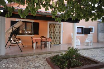 Appartamenti con parcheggio Lisignano - Ližnjan, Medolino - Medulin - 7214