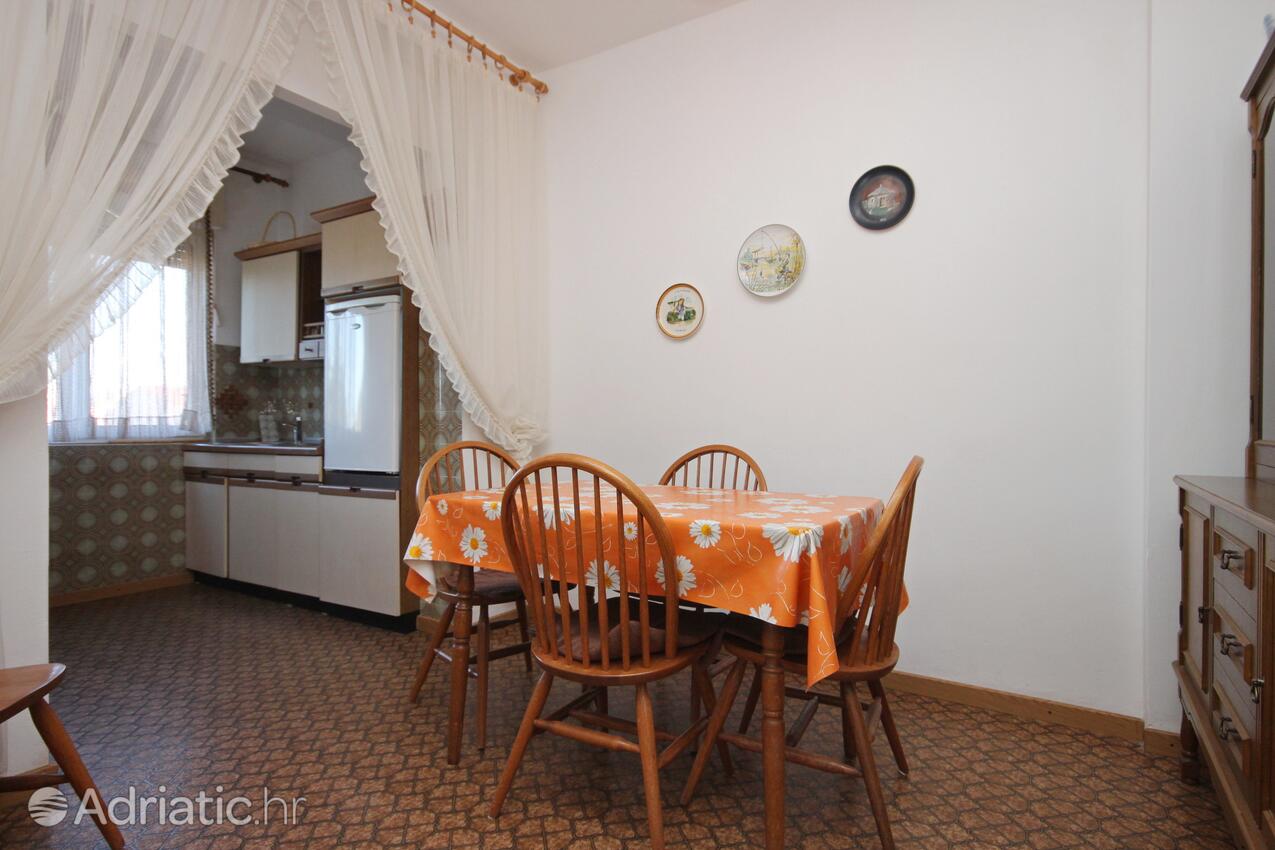 Apartamente cu parcare Valbandon, Fazana - 7215