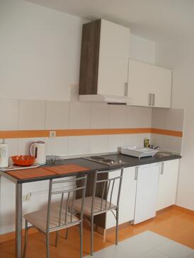 Lejlighedens parkeringsplads Fazana - 7234