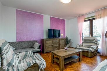 Appartamenti con piscina per famiglie Sisan, Medolino - Medulin - 7243