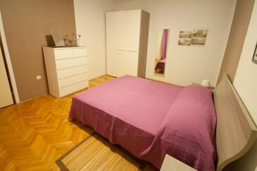 Apartmaji z internetom Pula - 7244