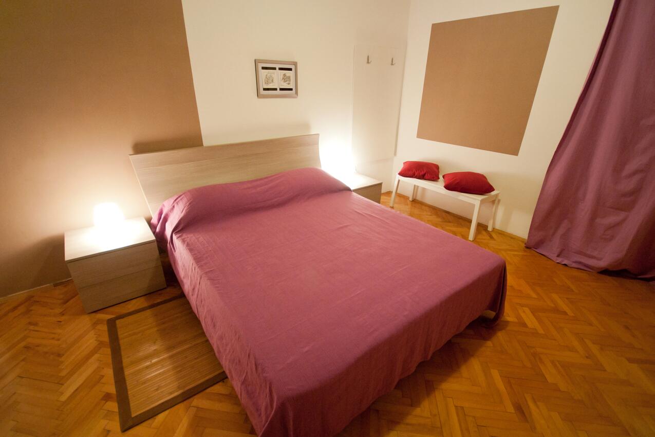 Apartments with WiFi Pula - 7244