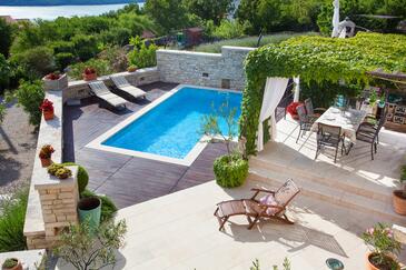 Luksuzna vila s bazenom Trget, Raša - 7247