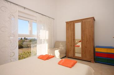 One bedroom apartment Fažana (A-7252-b)