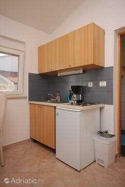 Leiligheter med parkering Fazana - 7252