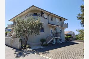 Apartmaji s parkingom Fažana - 7252