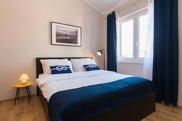 Apartments with parking space Poreč - 7265