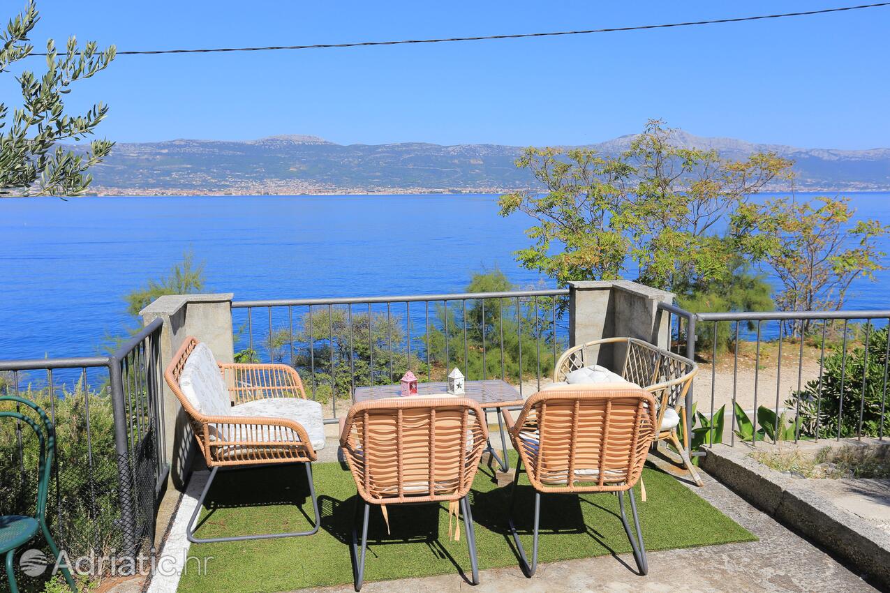 Apartments by the sea Slatine, Čiovo - 7274