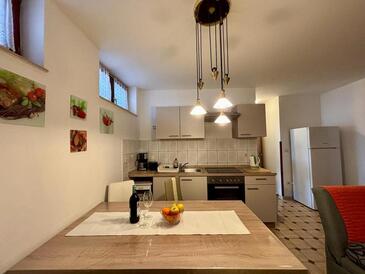 Apartamenty z parkingiem Fazana - 7284