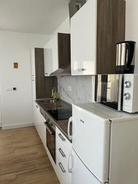Apartmaji s parkingom Mirca, Brač - 729