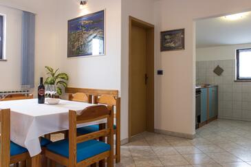 Apartments with parking space Medulin - 7295