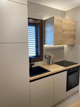 Apartments with parking space Medulin - 7295