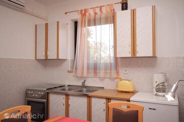 Apartments with parking space Valbandon, Fažana - 7304