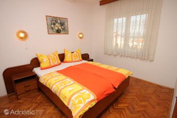 Apartmaji s parkingom Pješčana Uvala, Pula - 7316