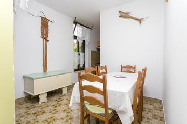 Apartments with terrace Mirca, Central Dalmatia
