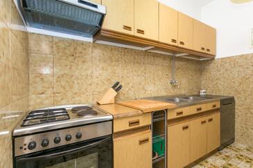 Apartments with terrace Mirca, Central Dalmatia