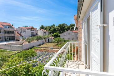 Apartments with terrace Mirca, Central Dalmatia