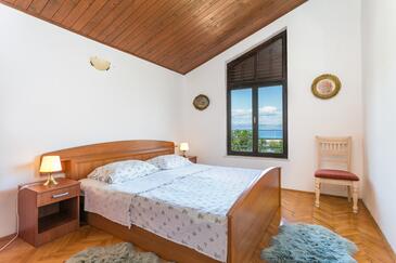 Apartments with terrace Mirca, Central Dalmatia