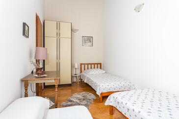 Apartments with terrace Mirca, Central Dalmatia