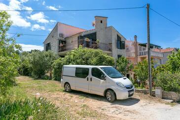 Apartments with terrace Mirca, Central Dalmatia