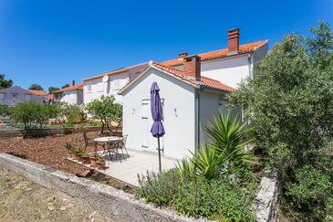 Apartments with terrace Mirca, Central Dalmatia