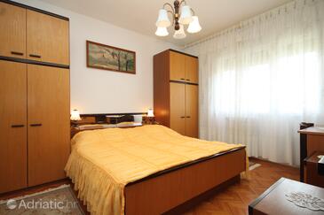 Appartamenti con parcheggio Pola - Pula - 7321