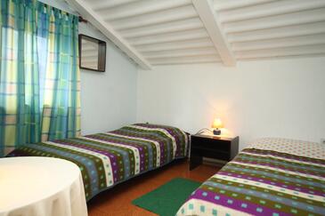 Apartmány s parkovištěm Medulin - 7328