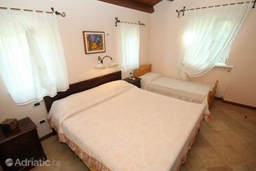 Family-friendly apartments with swimming pool Šumber, Central Istria - Središnja Istra - 7332