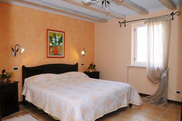 Family-friendly apartments with swimming pool Šumber, Central Istria - Središnja Istra - 7332