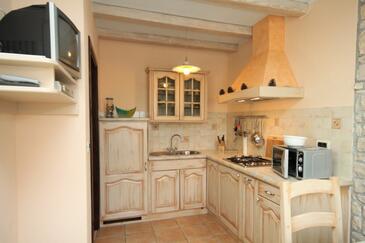 Family-friendly apartments with swimming pool Šumber, Central Istria - Središnja Istra - 7332