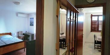 Apartments with parking space Valbandon, Fažana - 7355