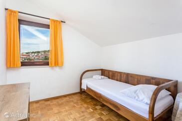 Apartmaji ob morju Postira, Brač - 739