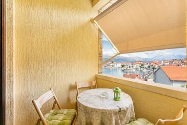 Двухкомнатные апартаменты Постира - Postira, Брач - Brač (A-739-c(