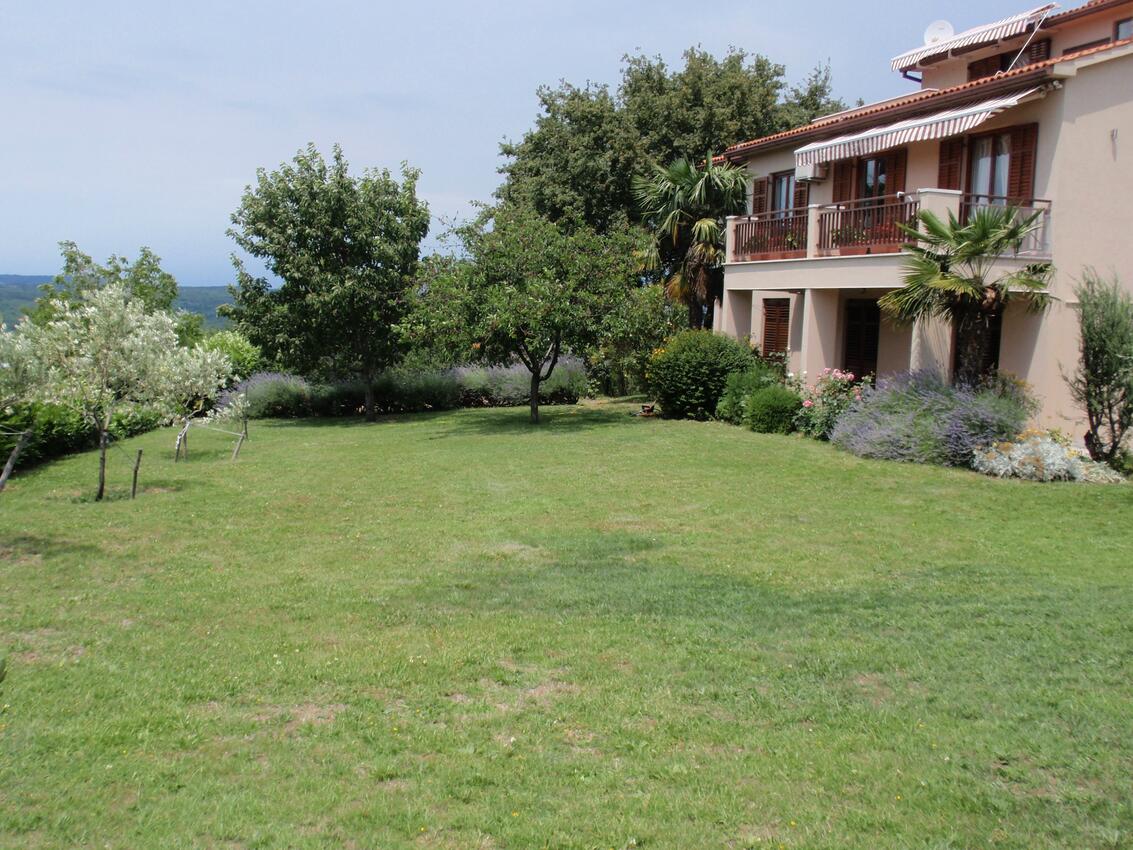 Ferienwohnungen mit Parkplatz Presika, Labin - 7390