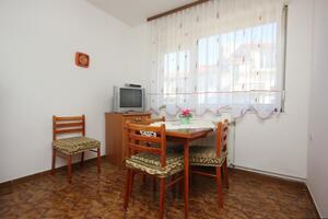 Dvojizbový apartmán Pješčana Uvala, Pula (A-7393-a(