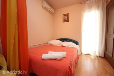 Apartments with WiFi Pješčana Uvala, Pula - 7394