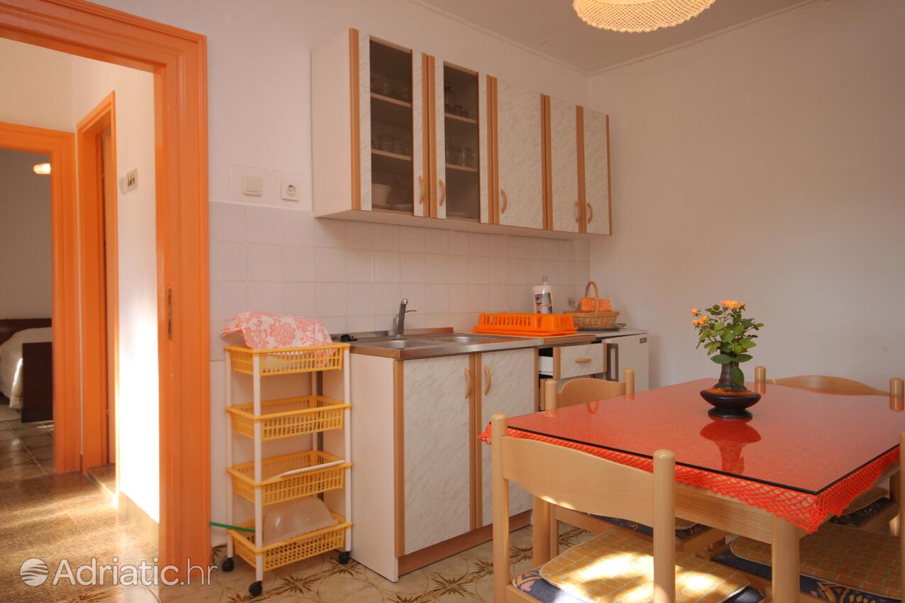 Apartamenty z parkingiem Valtura, Pula - 7419