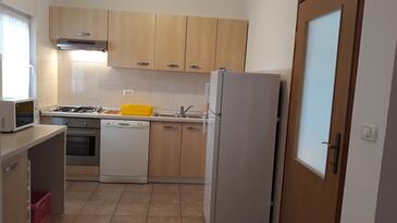Apartamenty z parkingiem Pula - 7420