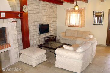 Ház családok részére medencével Loborika, Pula - 7422