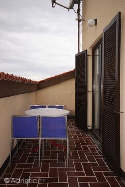 Апартаменти з паркуванням Манйодворці - Manjadvorci, Марчана - Marčana - 7445