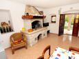 K-7448 - Privat indkvartering - Sommerhus med parkering Susnjevica, Sredisnja Istra
