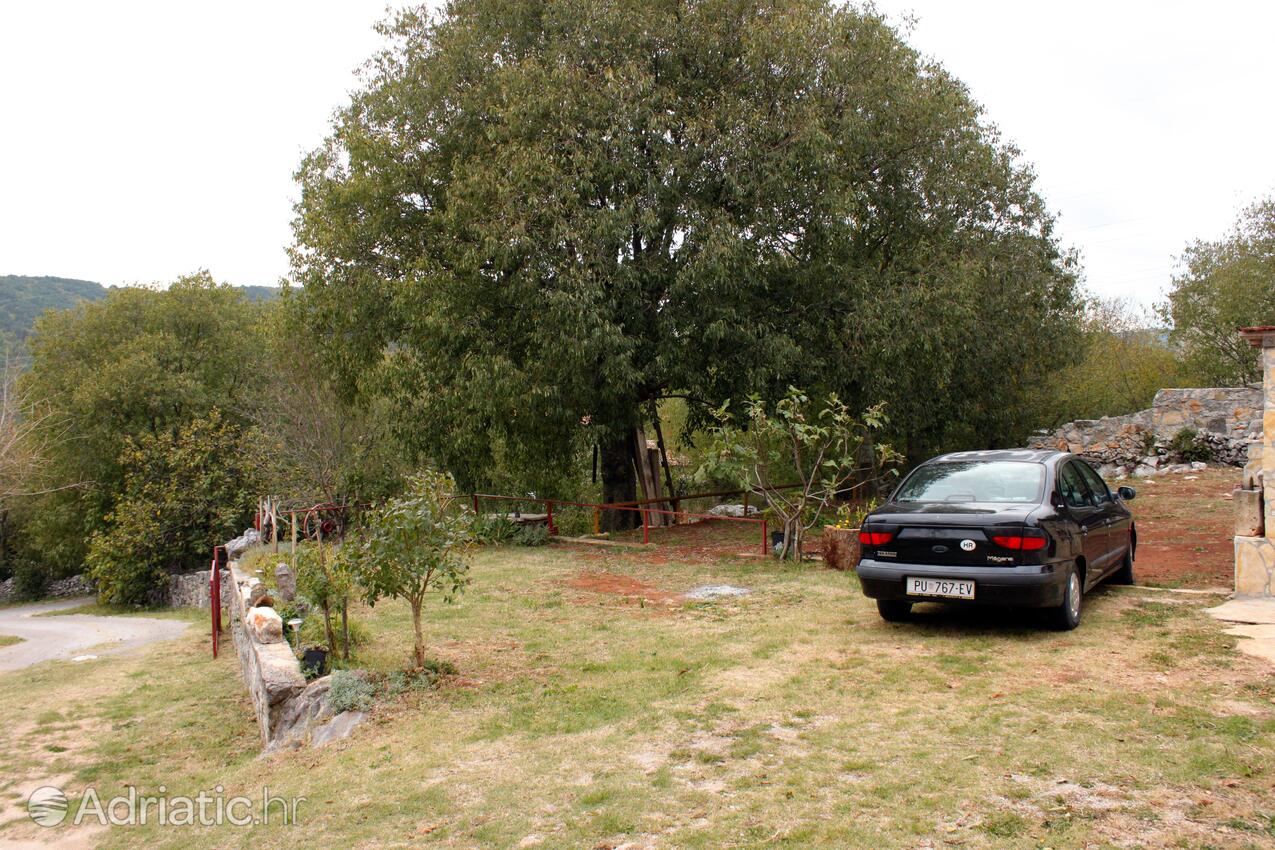 K-7448 - Privat indkvartering - Sommerhus med parkering Susnjevica, Sredisnja Istra