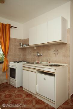 Ferienwohnungen mit Parkplatz Premantura, Medulin - 7462