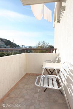 Apartmani s parkingom Dugi Rat, Omiš - 7481