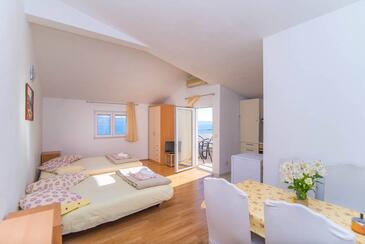 Apartamente cu parcare Mali Rat, Omis - 7482