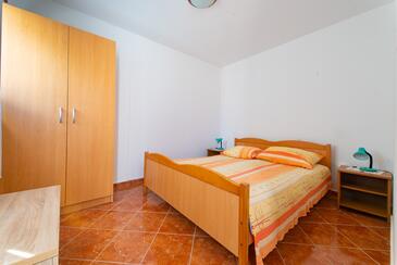 Apartments by the sea Ražanj, Rogoznica - 7485